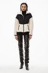 alexander wang 泰迪抓绒和尼龙塑形夹克 vintage white/black
