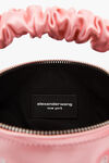 alexander wang 缎面烫钻 scrunchie 迷你手袋 prism pink