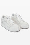 Alexander Wang optic white 徽标装饰发泡卵石纹皮革运动鞋
